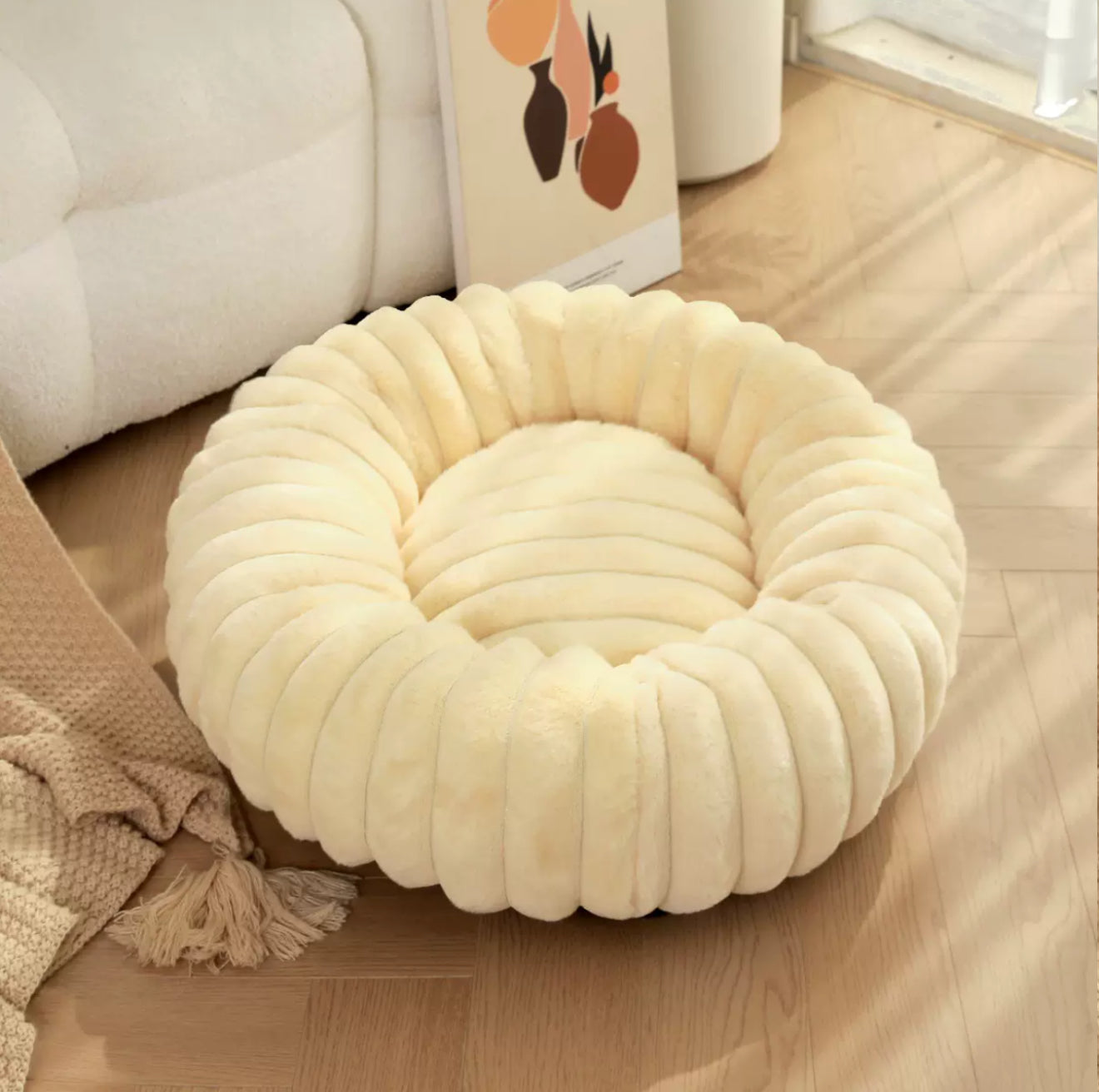 STRAIGHT STRIP PLUSH NEST