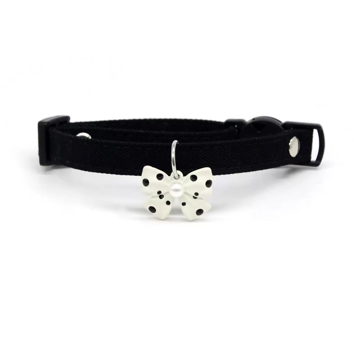 POLKA DOT BOW COLLAR