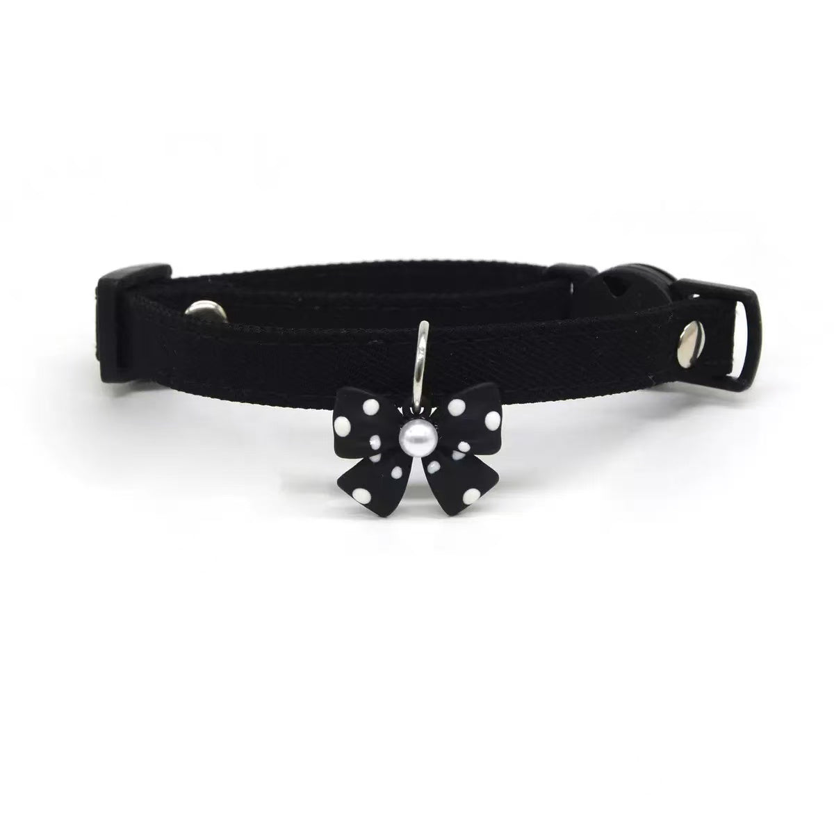 POLKA DOT BOW COLLAR