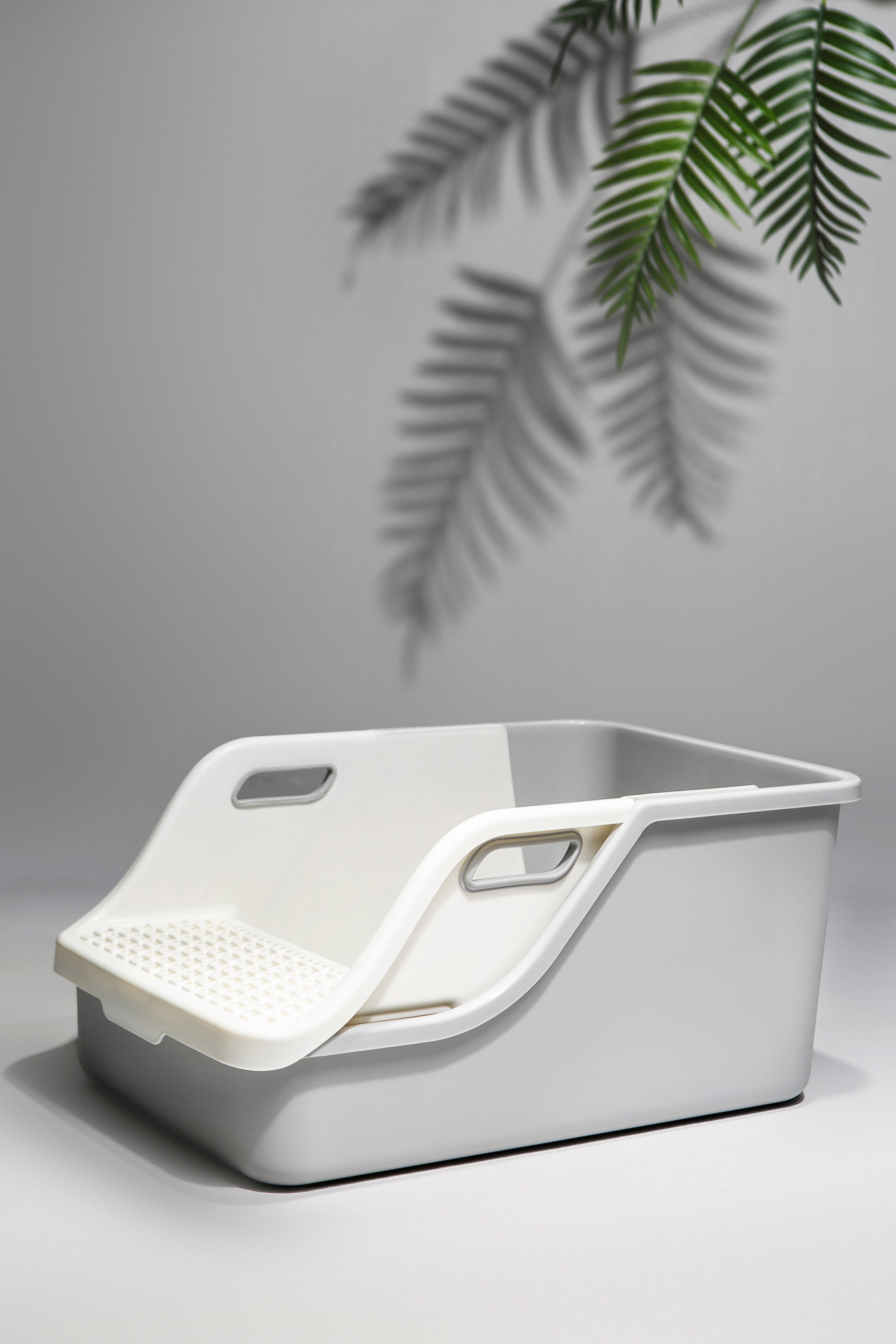 ONE SHOVEL CLEAN LAZY CAT LITTER BOX